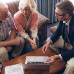 Schutz im Alter: Christian Ambühl zeigt, wie wir Senioren besser vor Betrug schützen können